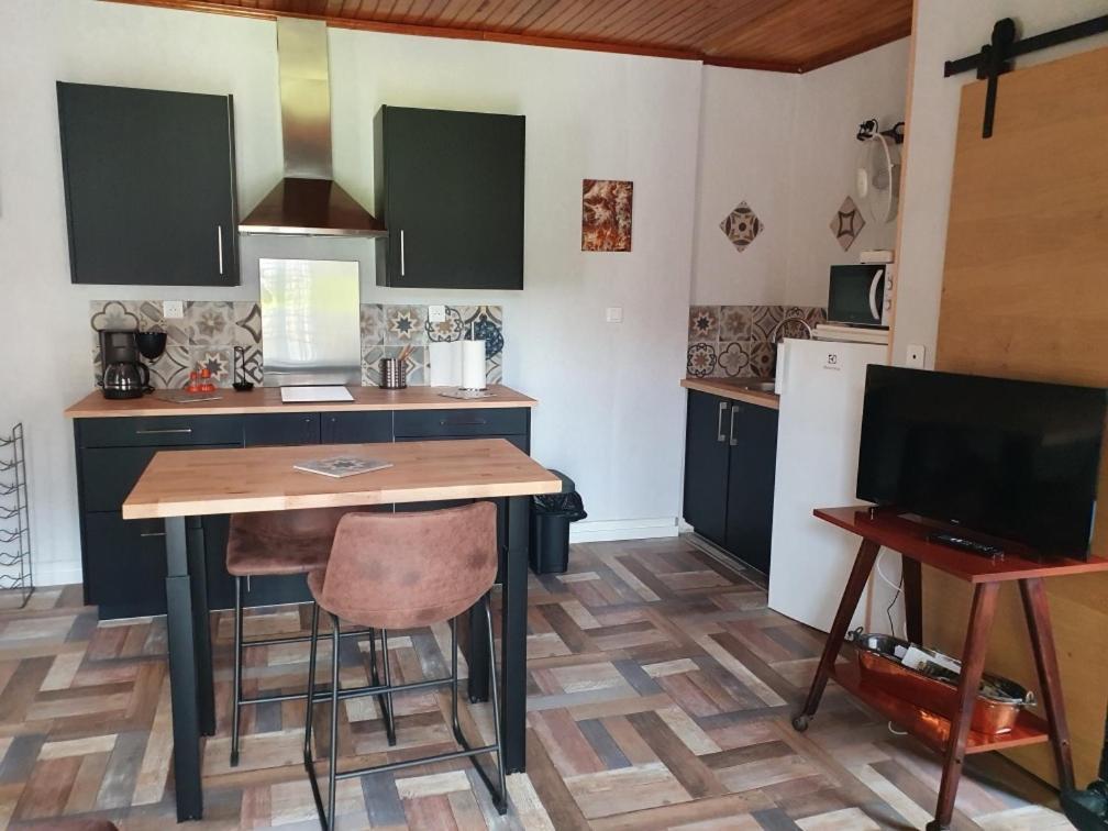 Holiday home Le Pigeonnier Maison De Caractere 4 Personnes La Maisonnette Renovee 2 Personnes *