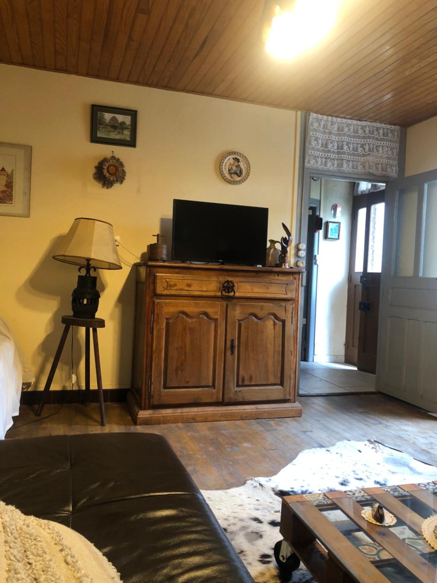 Holiday home Le Pigeonnier Maison De Caractere 4 Personnes La Maisonnette Renovee 2 Personnes Floirac (Lot)