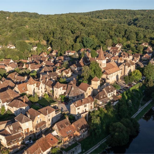 Le Pigeonnier 4 Personnes La Maisonnette Rénovée 2 Personnes Hébergement de vacances Floirac (Lot)